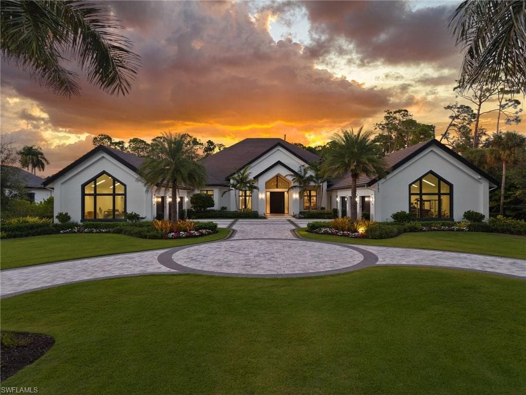 2191 Coach House LN, NAPLES FL 34105-5