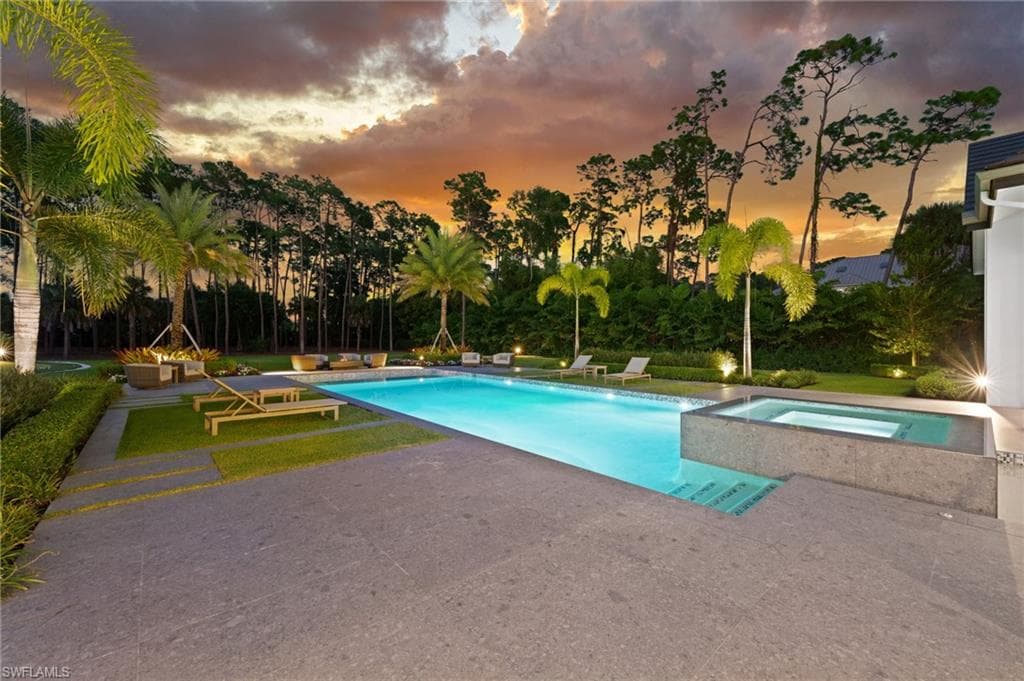 2191 Coach House LN, NAPLES FL 34105-4