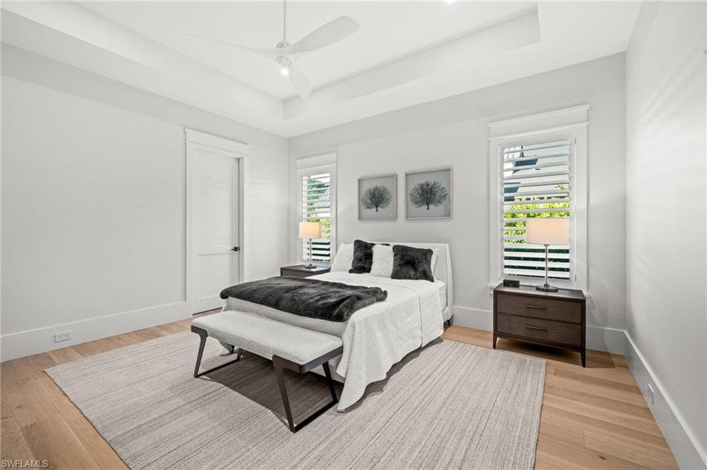 2191 Coach House LN, NAPLES FL 34105-37