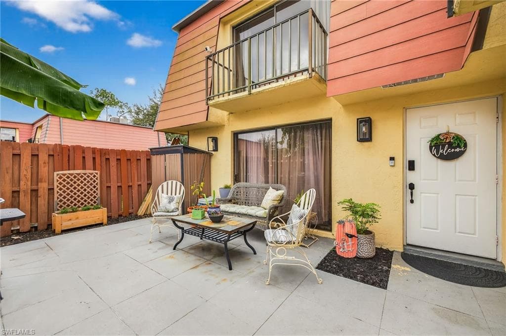 1544 Park Meadows DR # 4, FORT MYERS FL 33907-19