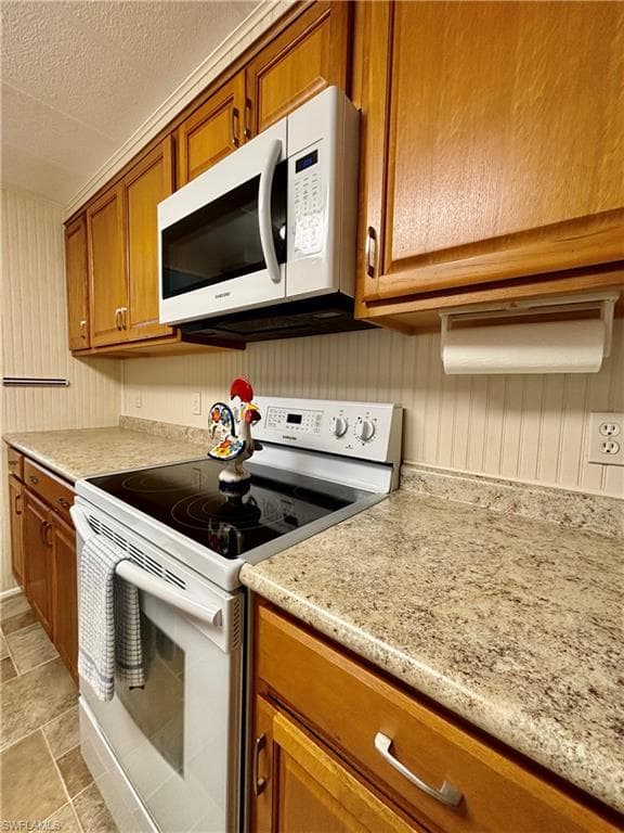 511 Pine Tree CT, NORTH FORT MYERS FL 33917-8