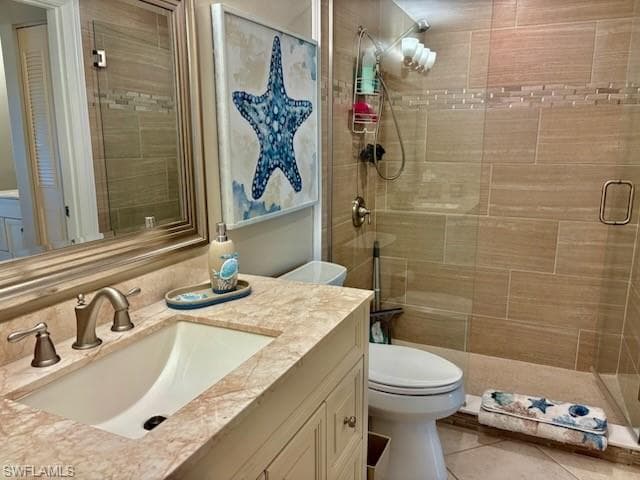 60 Pelican ST W # 106, NAPLES FL 34113-15