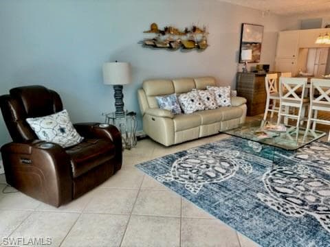 60 Pelican ST W # 106, NAPLES FL 34113-11