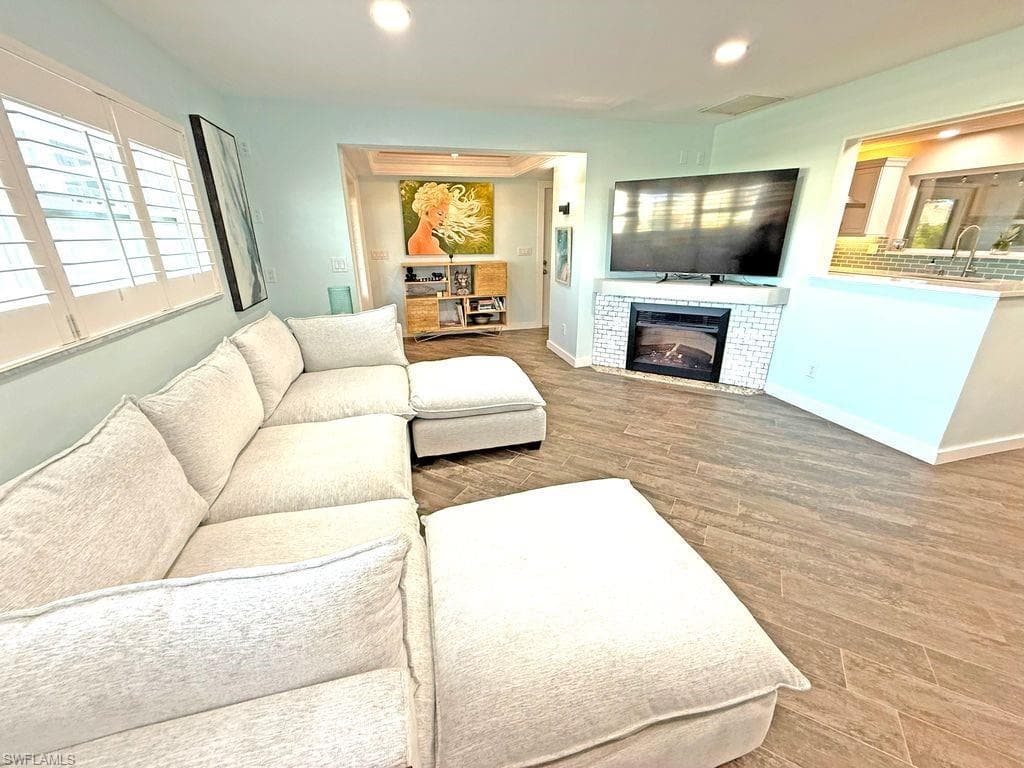 2818 SE 17th PL, CAPE CORAL FL 33904-15