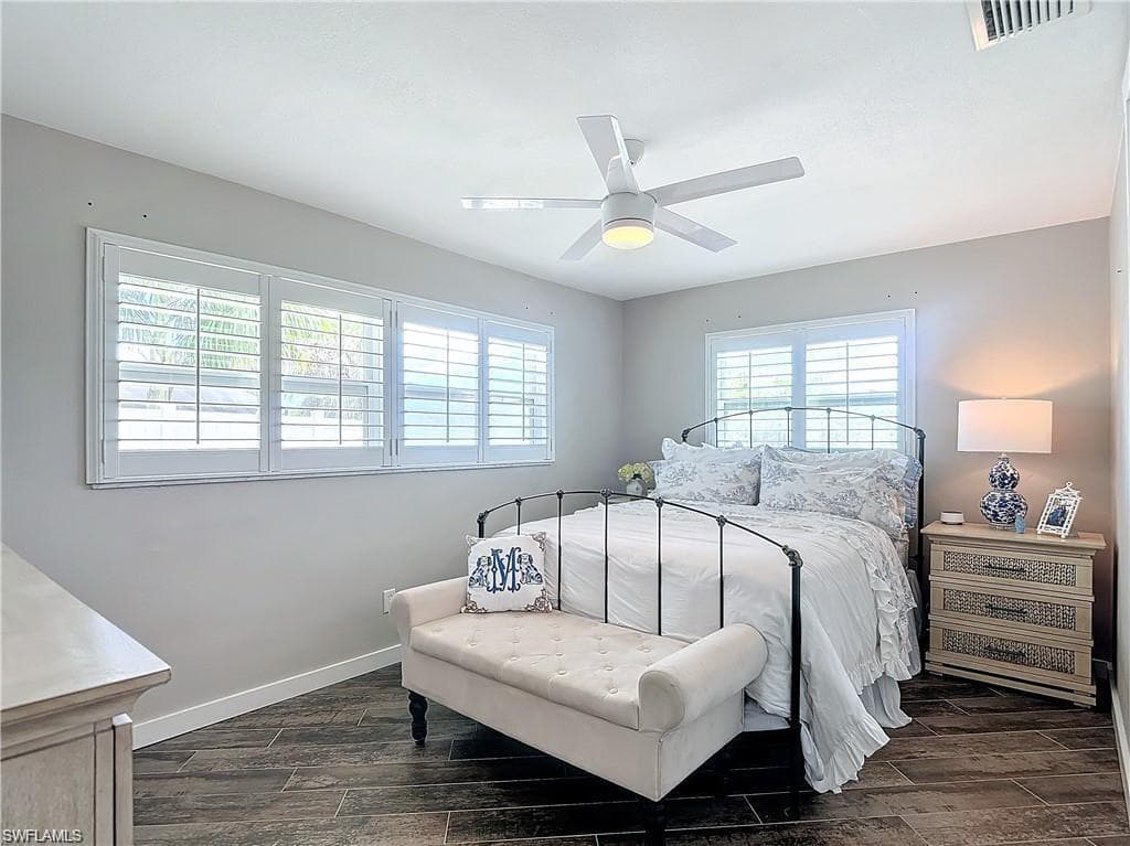 2818 SE 17th PL, CAPE CORAL FL 33904-23