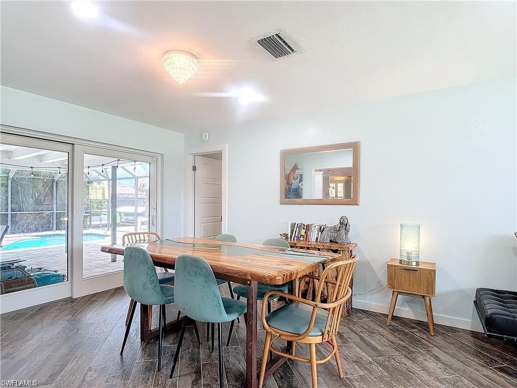 2818 SE 17th PL, CAPE CORAL FL 33904-13