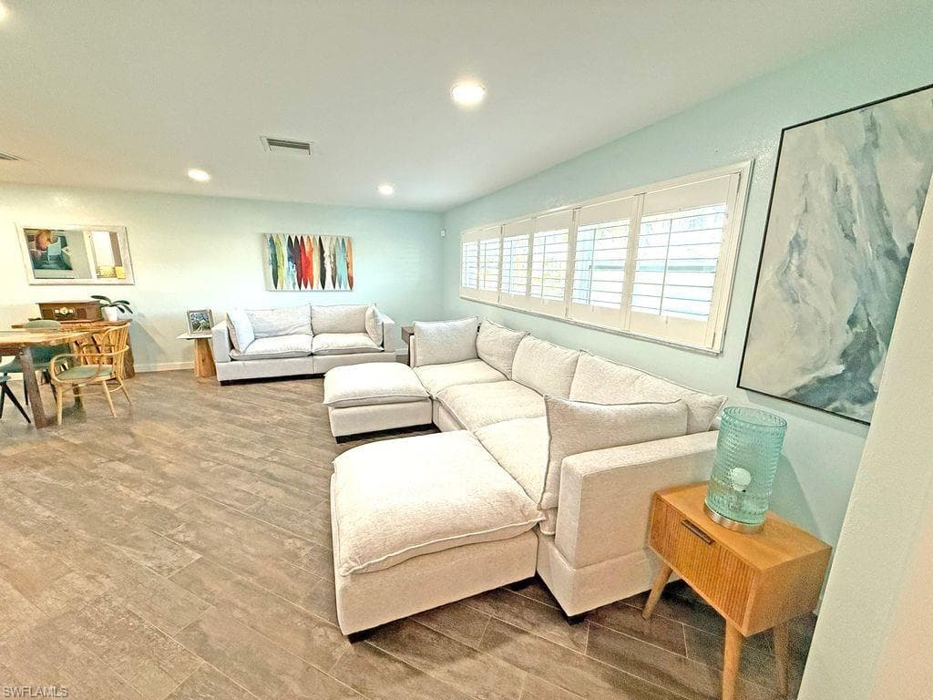 2818 SE 17th PL, CAPE CORAL FL 33904-14