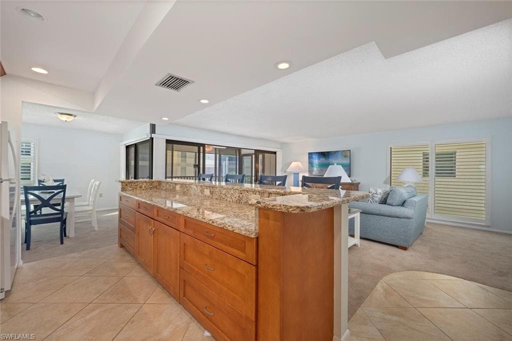 2721 W Gulf DR # 213, SANIBEL FL 33957-12
