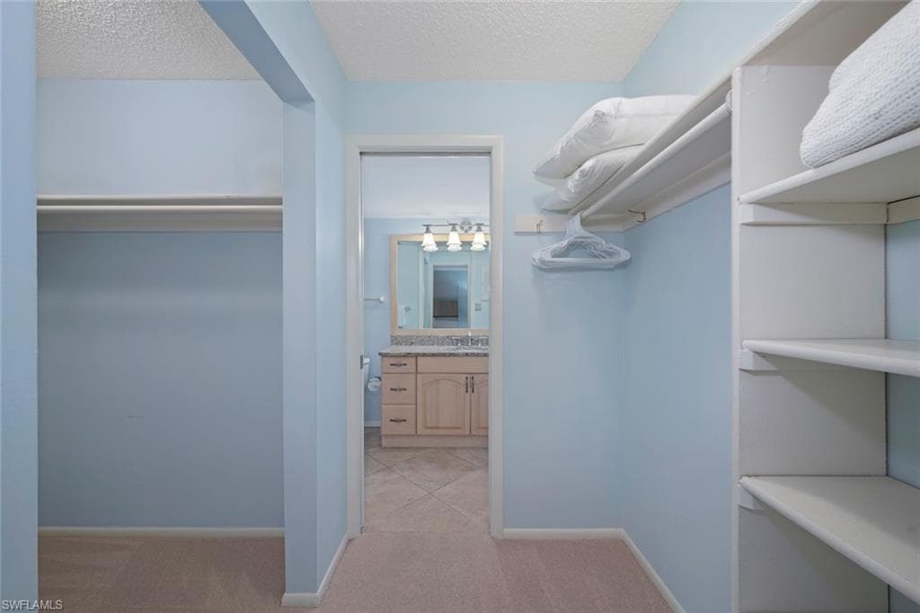 2721 W Gulf DR # 213, SANIBEL FL 33957-26