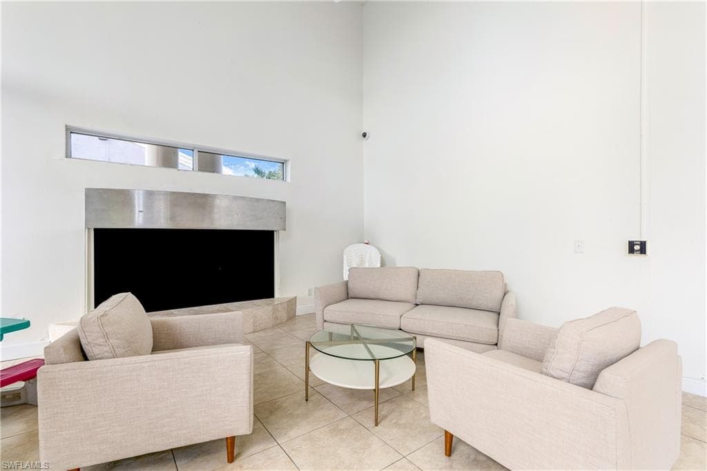 108 Santa Clara DR # 12, NAPLES FL 34104-24