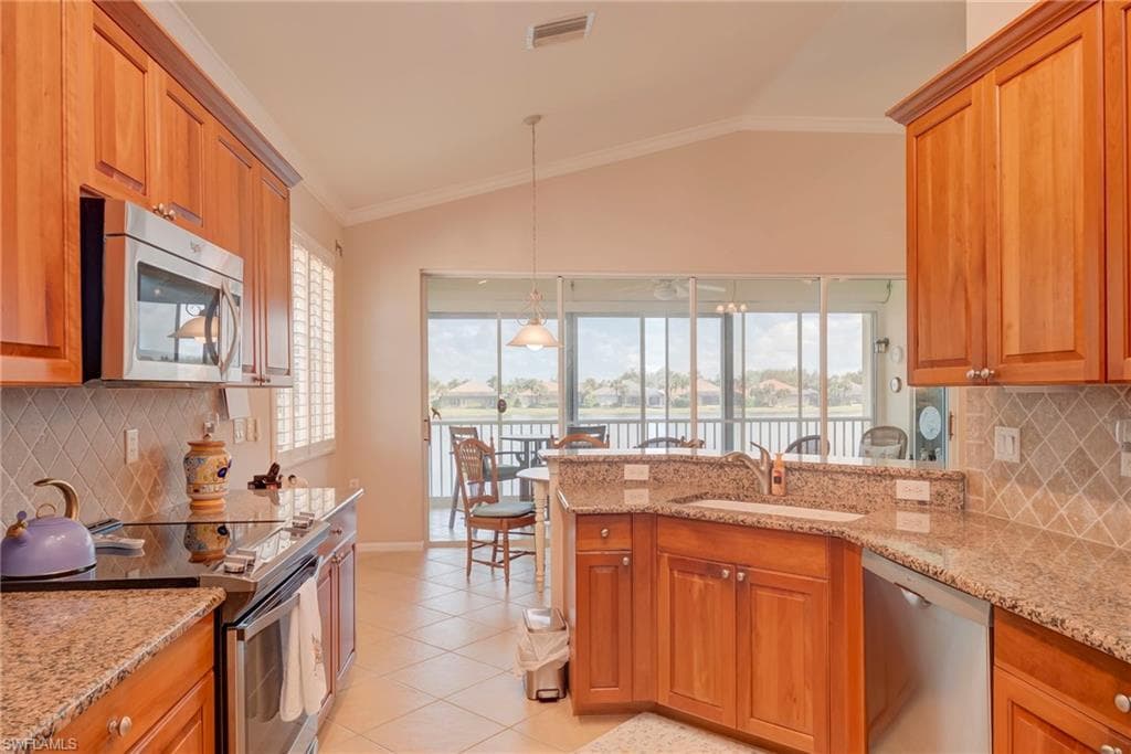 16237 Coco Hammock WAY # 201, FORT MYERS FL 33908-11