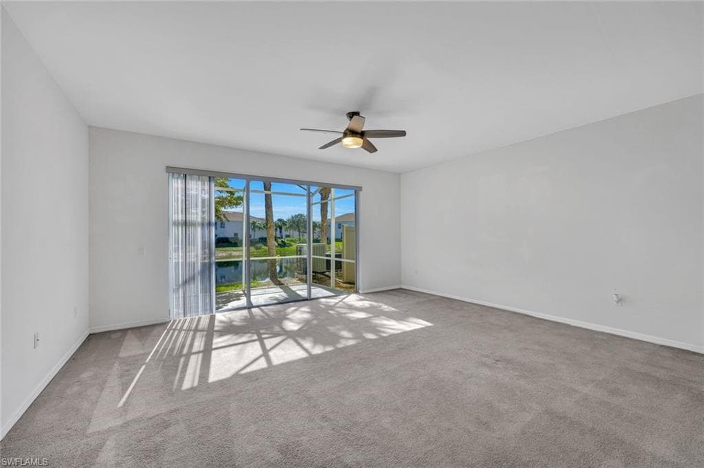 1088 Oxford LN # 48, NAPLES FL 34105-1