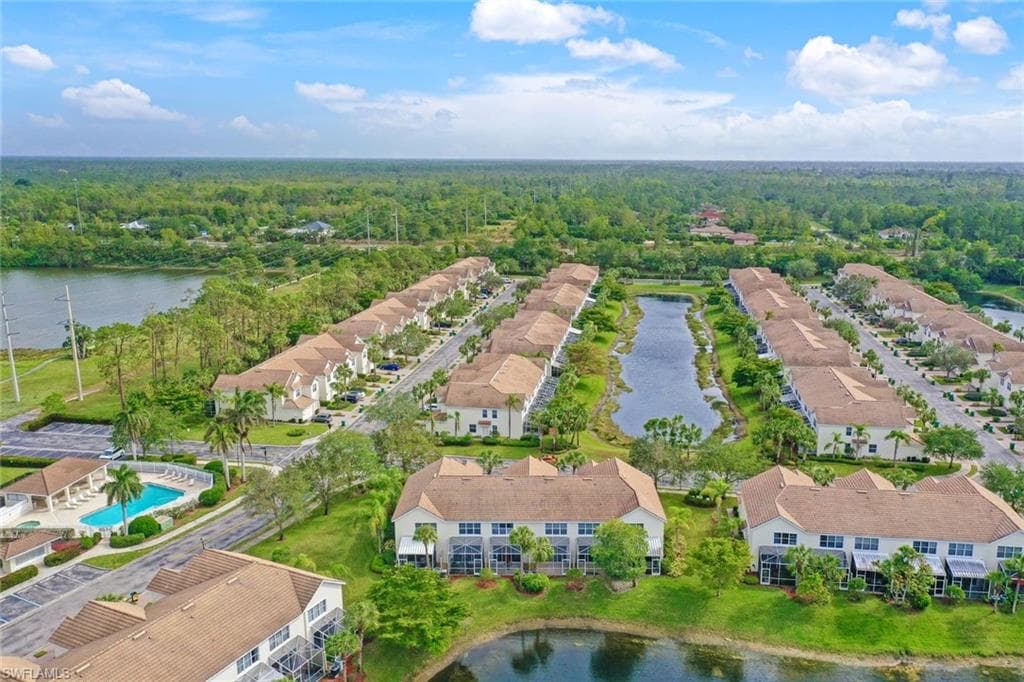 1088 Oxford LN # 48, NAPLES FL 34105-23