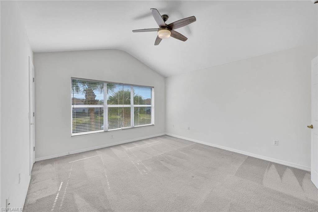 1088 Oxford LN # 48, NAPLES FL 34105-13