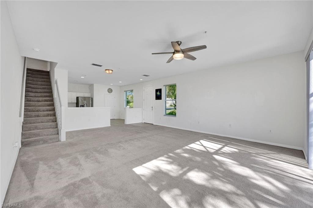 1088 Oxford LN # 48, NAPLES FL 34105-3