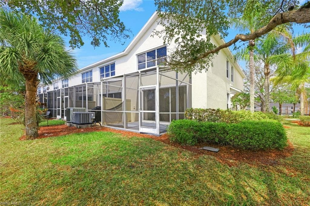 1088 Oxford LN # 48, NAPLES FL 34105-20