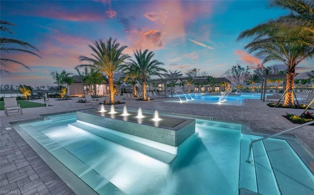 19621 Hinkley DR, ESTERO FL 33928-19