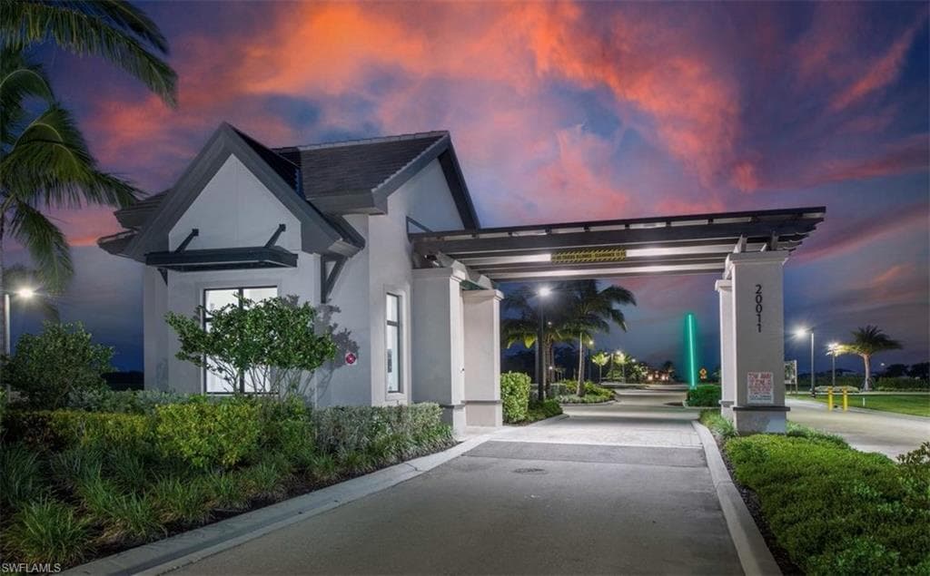 19621 Hinkley DR, ESTERO FL 33928-29