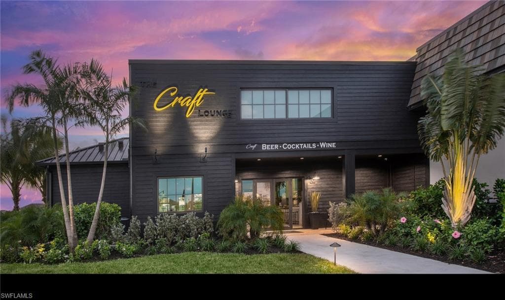 19621 Hinkley DR, ESTERO FL 33928-18