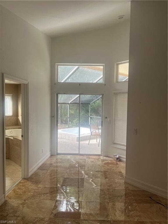 56 Grey Wing PT, NAPLES FL 34113-14