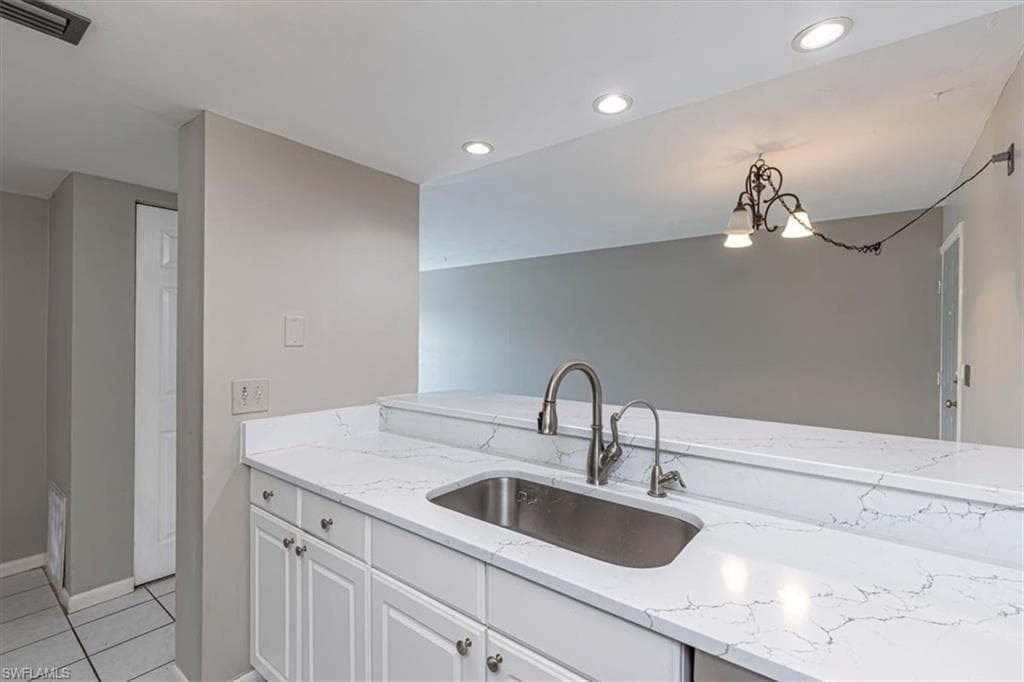 2885 Palm Beach BLVD # 307, FORT MYERS FL 33916-11