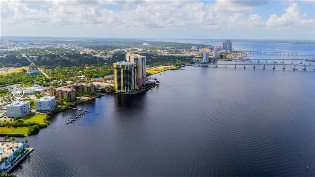 2885 Palm Beach BLVD # 307, FORT MYERS FL 33916-27