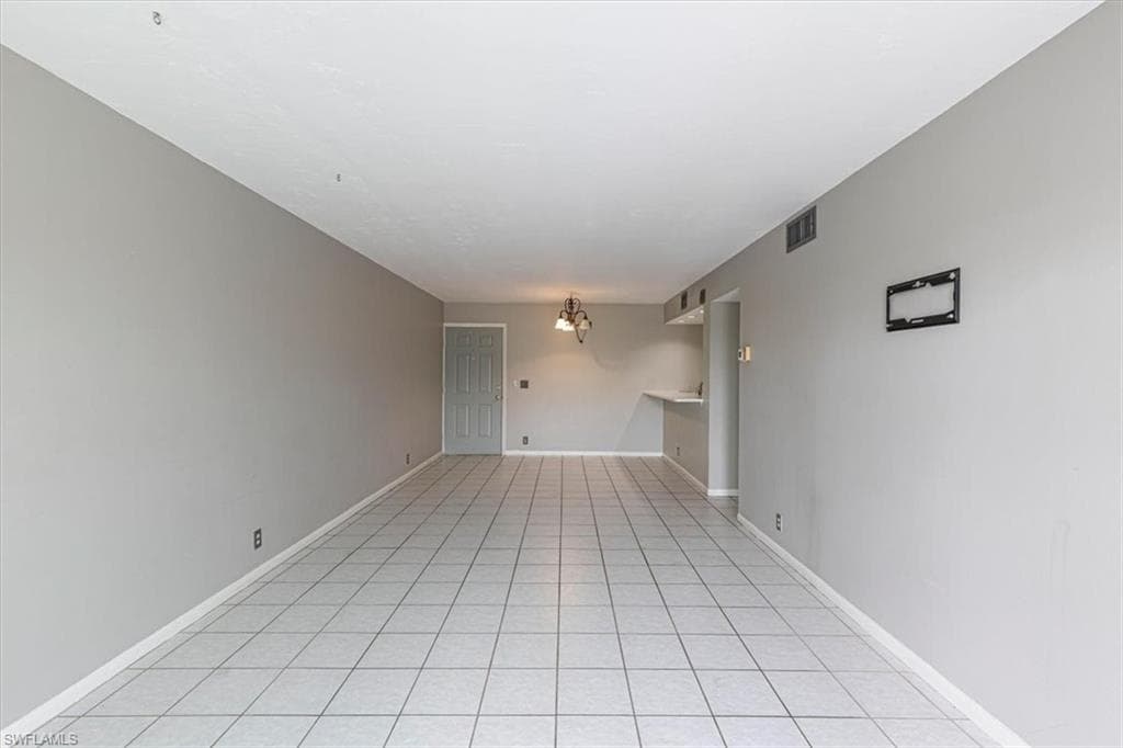 2885 Palm Beach BLVD # 307, FORT MYERS FL 33916-13