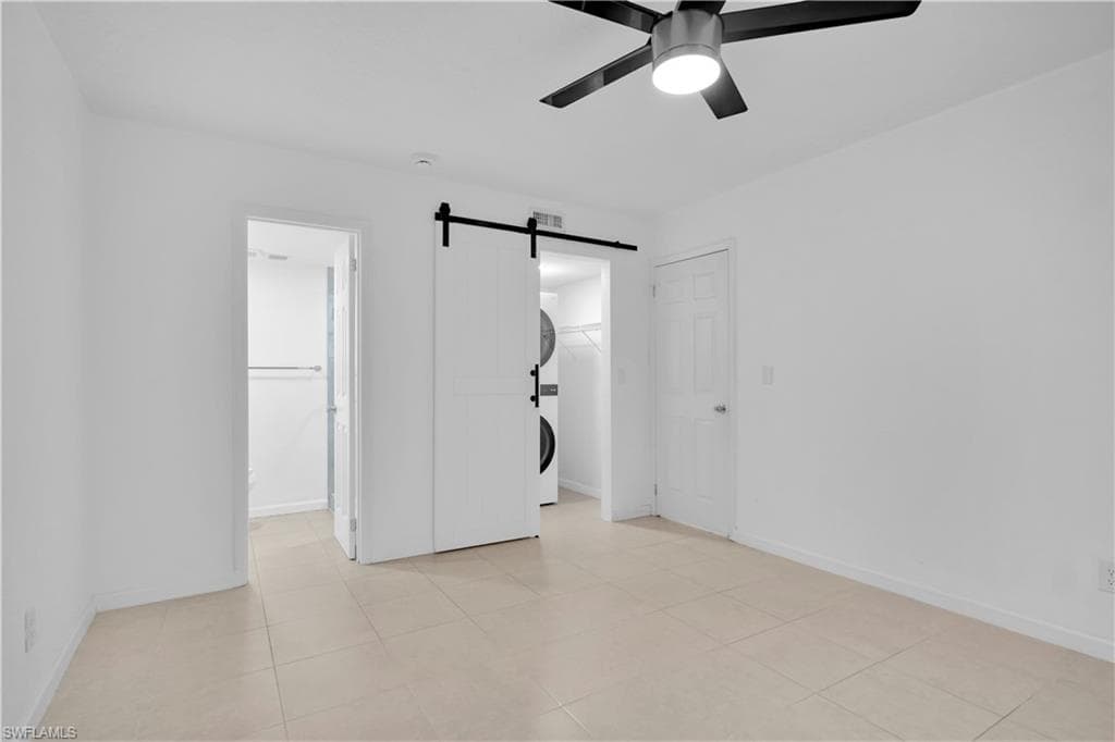 4601 Bayshore DR # A2, NAPLES FL 34112-21