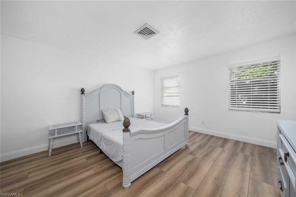 2166 Cape WAY, NORTH FORT MYERS FL 33917-22