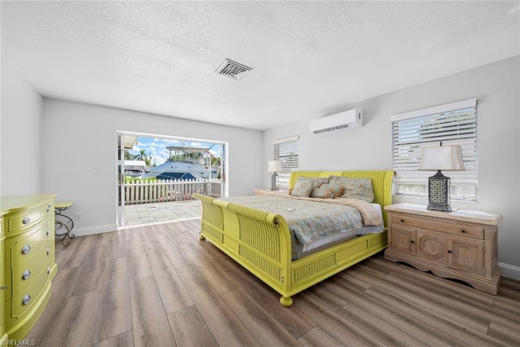 2166 Cape WAY, NORTH FORT MYERS FL 33917-15