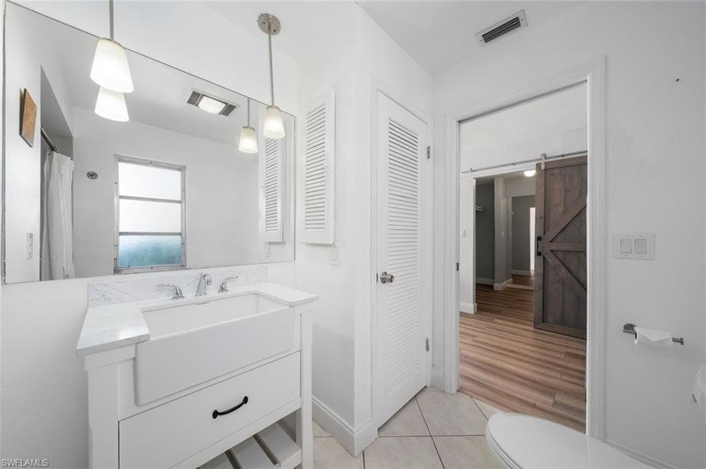 2166 Cape WAY, NORTH FORT MYERS FL 33917-21