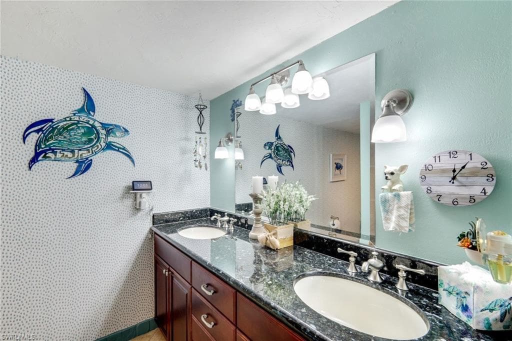 13551 Stratford Place CIR # 202, FORT MYERS FL 33919-22