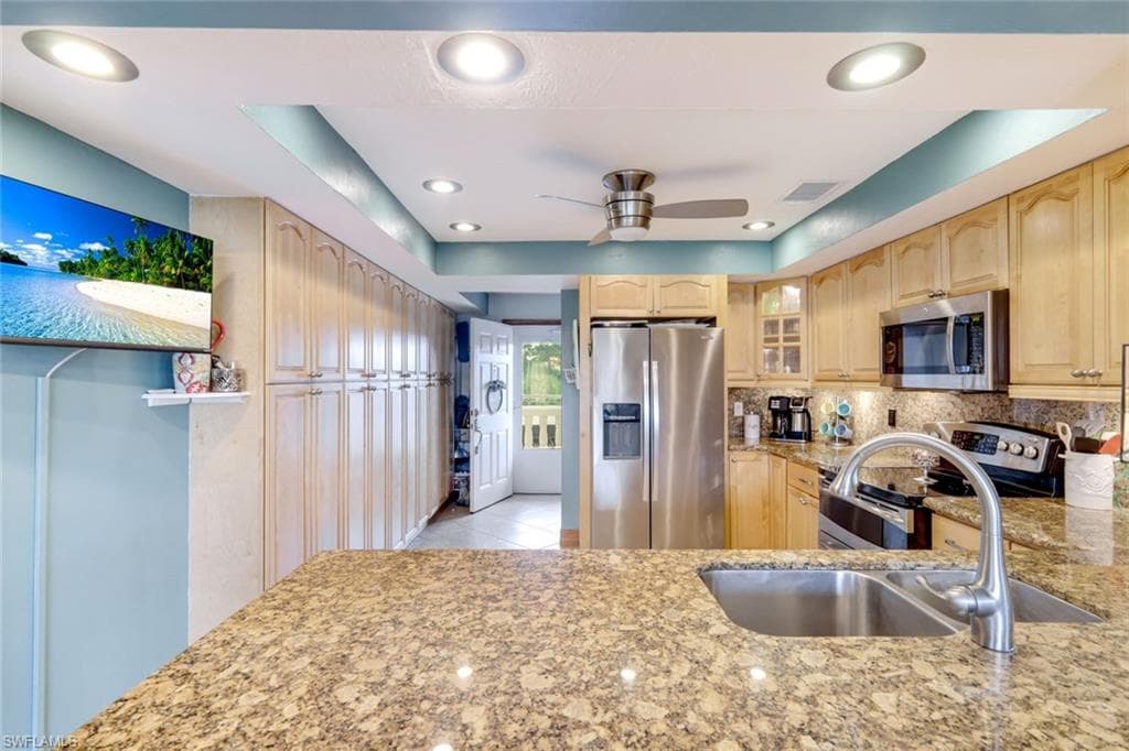 13551 Stratford Place CIR # 202, FORT MYERS FL 33919-7