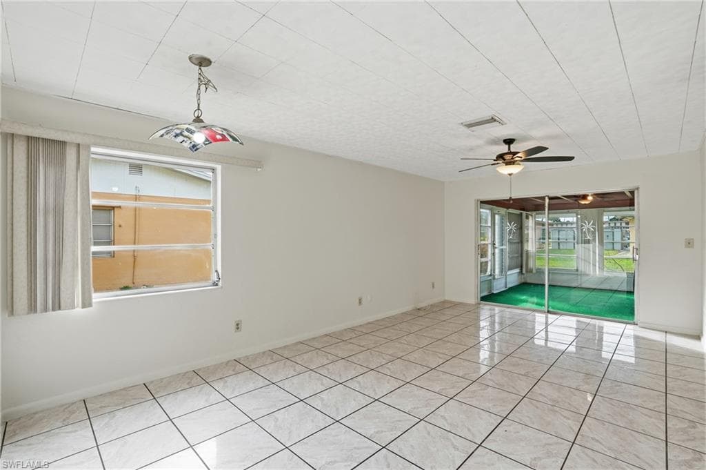 2210 Orchid RD E, LEHIGH ACRES FL 33936-4