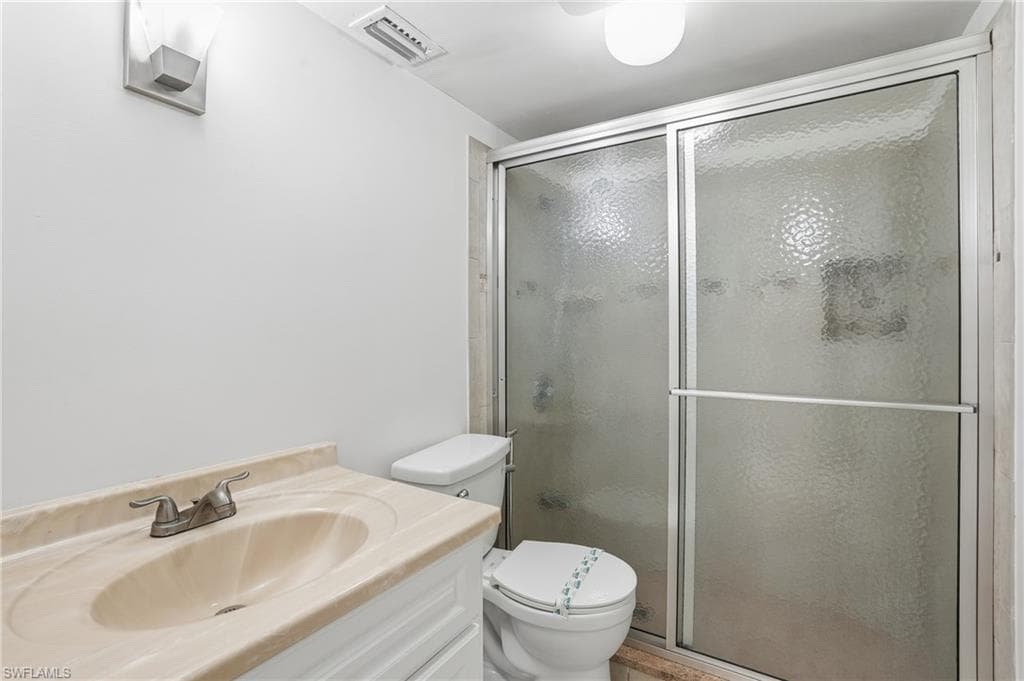 2210 Orchid RD E, LEHIGH ACRES FL 33936-8