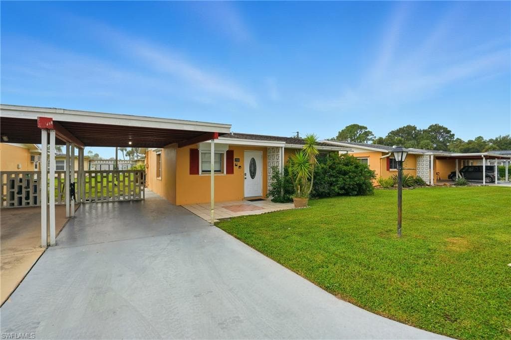 2210 Orchid RD E, LEHIGH ACRES FL 33936-18