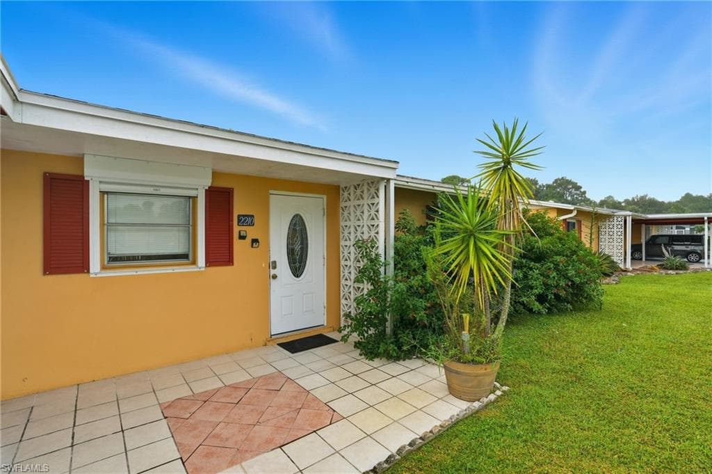 2210 Orchid RD E, LEHIGH ACRES FL 33936-20