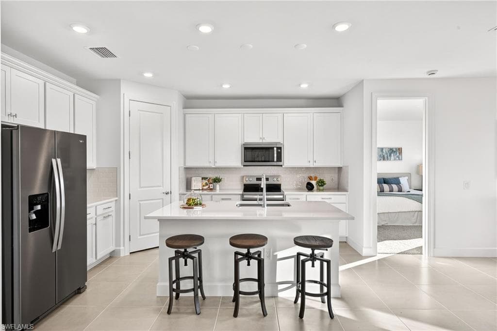 3957 Cranesbill CT, ALVA FL 33920-4