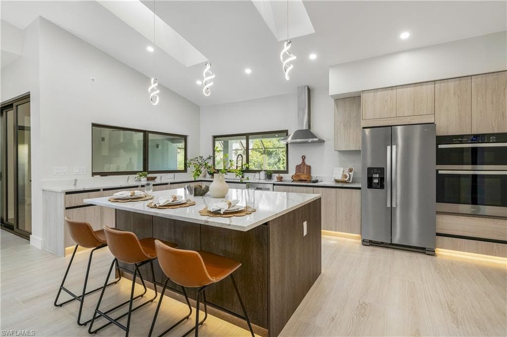 5105 Berkeley DR, NAPLES FL 34112-23