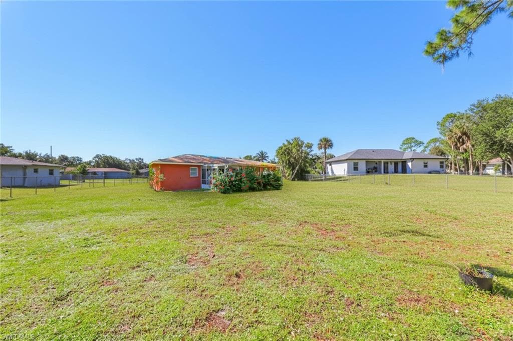 204 Lake AVE, LEHIGH ACRES FL 33936-23