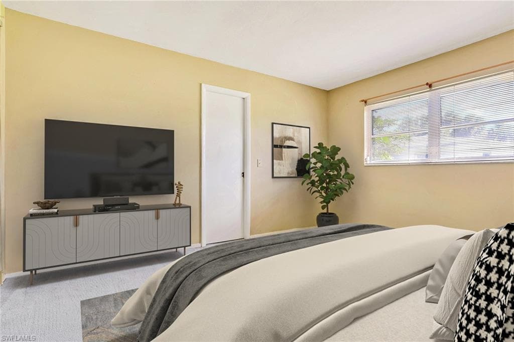 204 Lake AVE, LEHIGH ACRES FL 33936-10