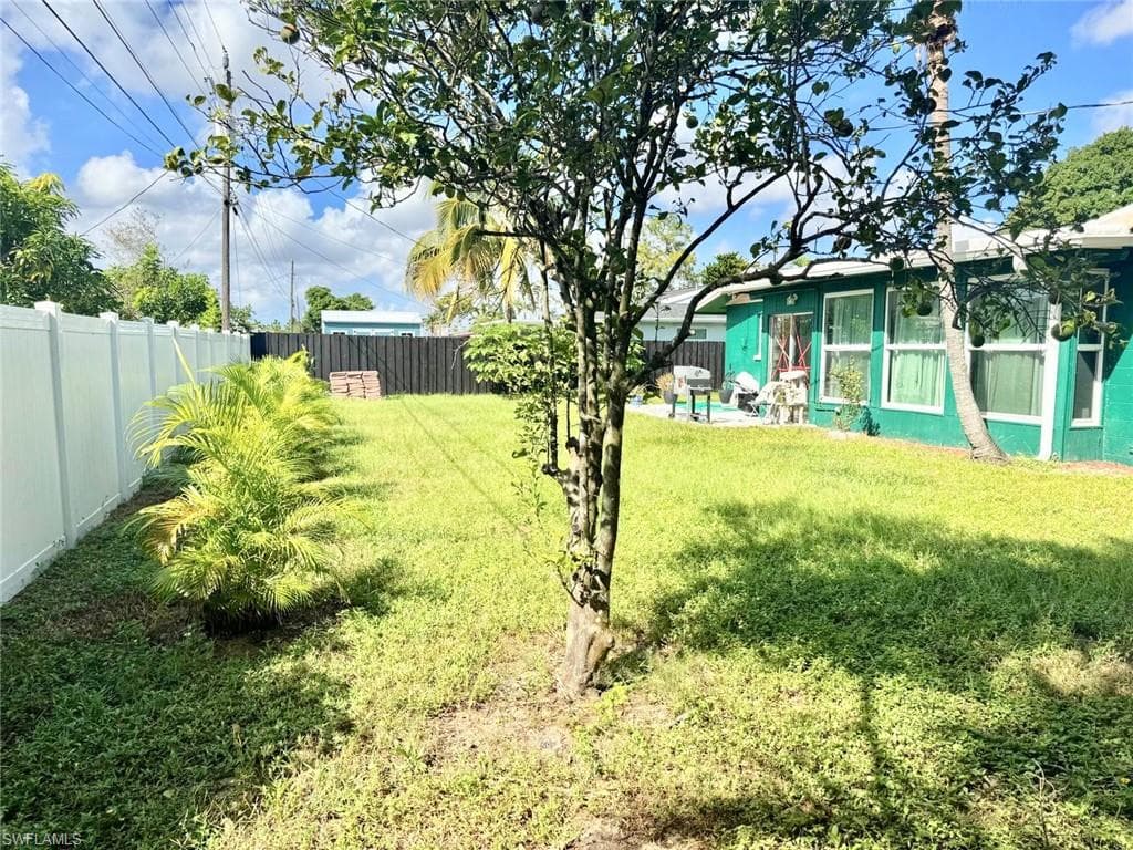 2354 Gorham AVE, FORT MYERS FL 33907-22