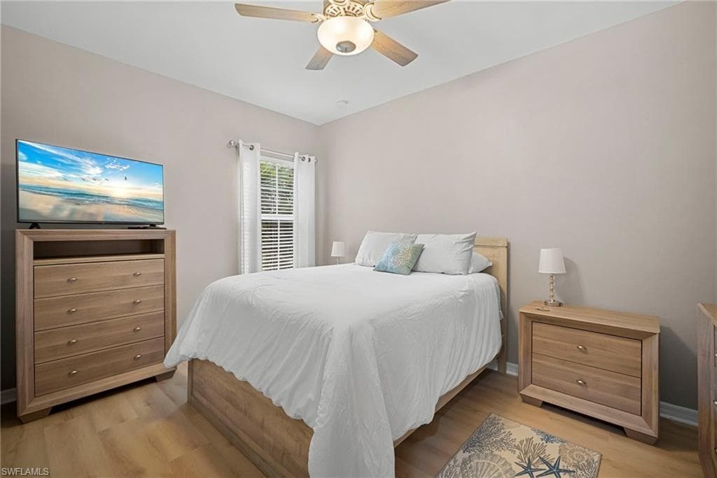 23520 Alamanda DR # 202, ESTERO FL 34135-27