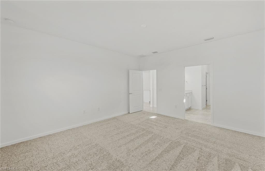 3922 E Hampton CIR, ALVA FL 33920-13