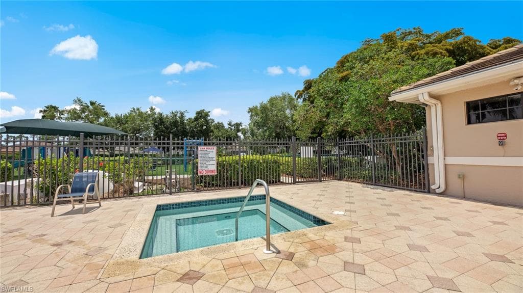 11528 Woodmount LN, ESTERO FL 33928-45