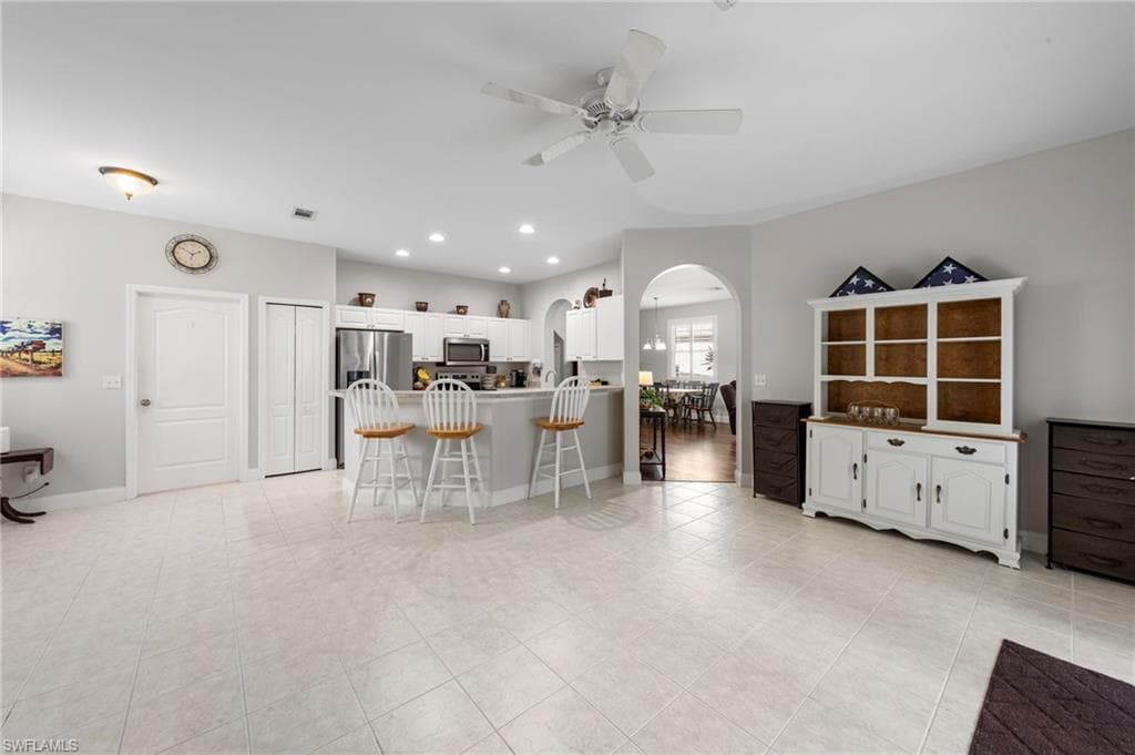 11528 Woodmount LN, ESTERO FL 33928-16