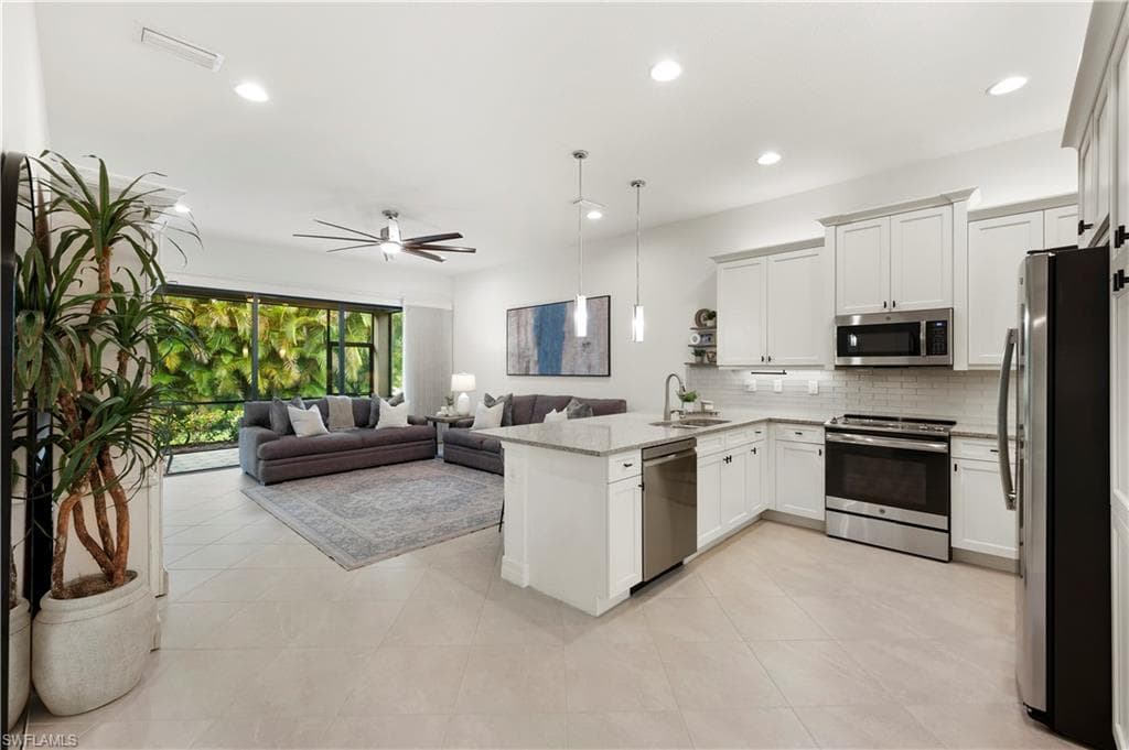 11989 Five Waters CIR, FORT MYERS FL 33913-11