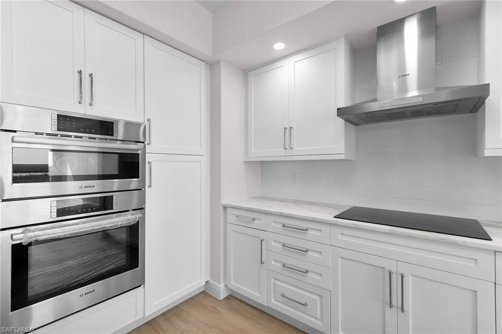 1060 Borghese LN # 803, NAPLES FL 34114-1