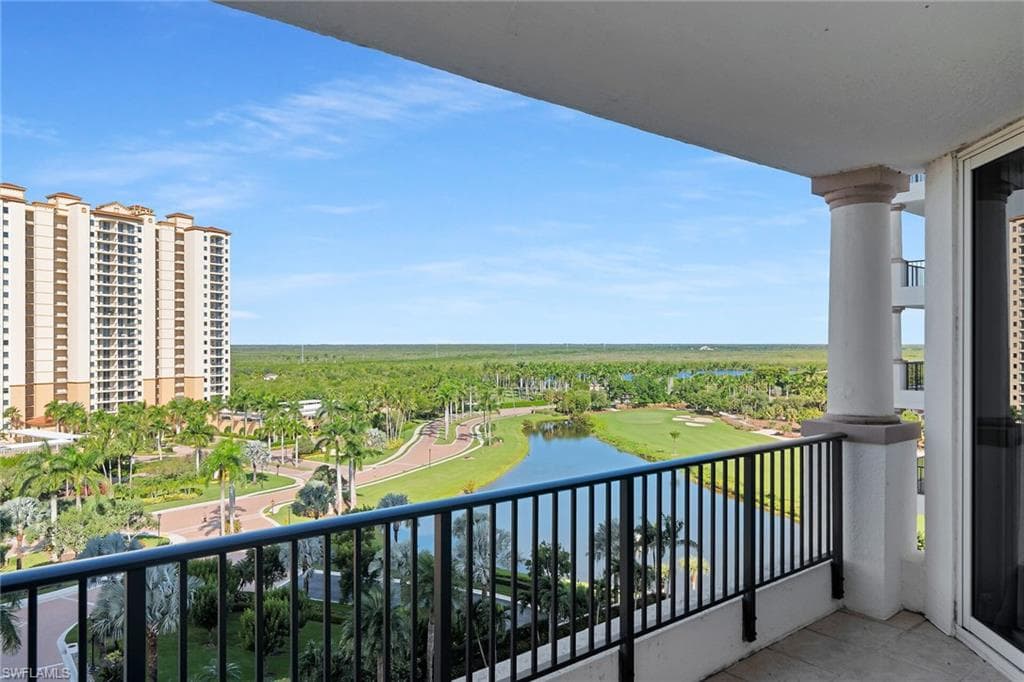 1060 Borghese LN # 803, NAPLES FL 34114-19