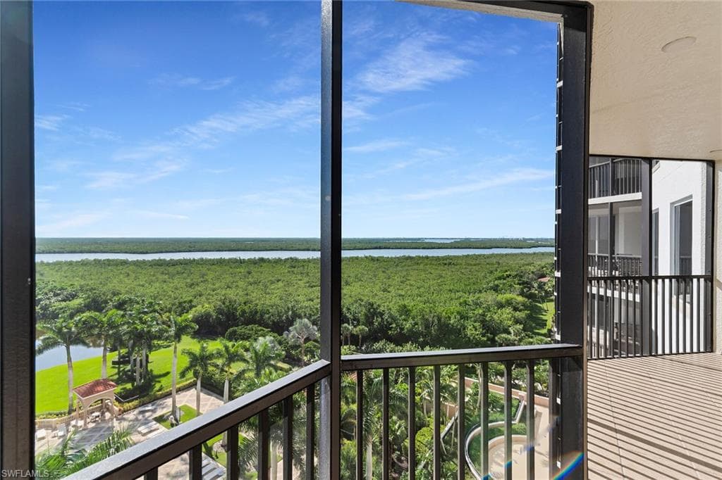 1060 Borghese LN # 803, NAPLES FL 34114-28